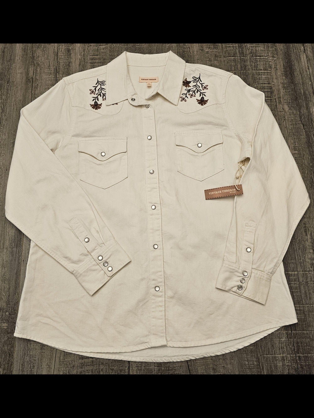 Vintage Threads Cream Western Embroidered Snap-Front Shirt